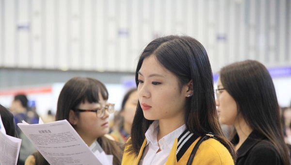 没技能的本科毕业能干啥