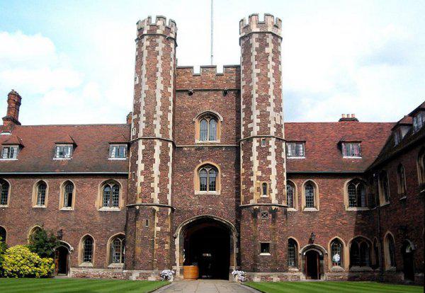 英国剑桥大学在哪个城市