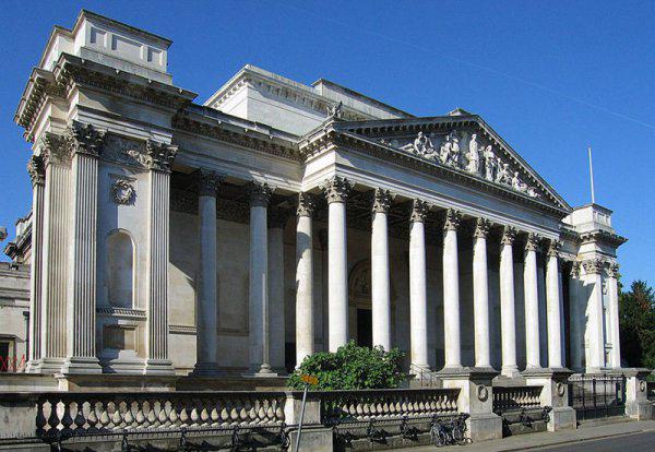 英国剑桥大学在哪个城市