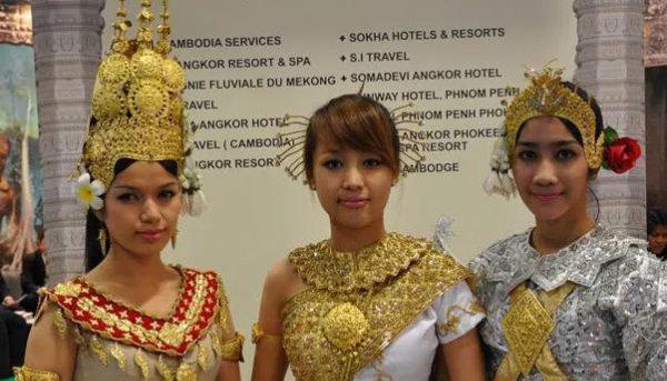 柬埔寨说什么语言为主