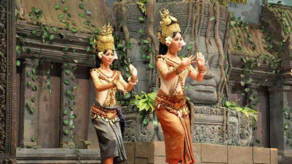 柬埔寨说什么语言为主