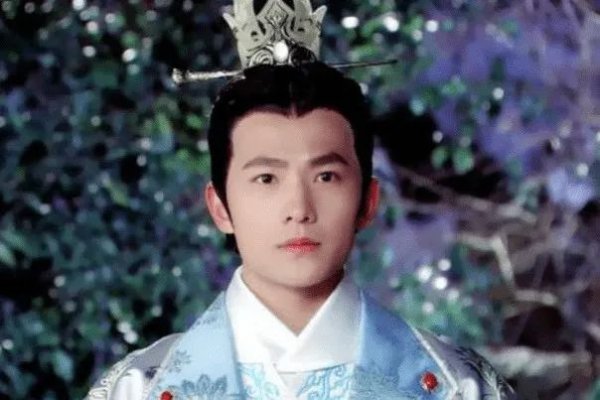 曹丕和曹植是同母吗