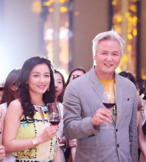 林瑞阳为什么头发白了