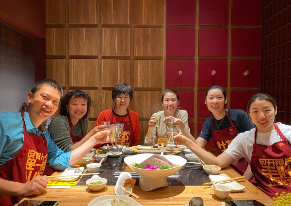 女排中谁和朱婷关系好