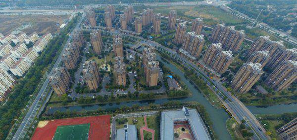 上海松江区是郊区吗