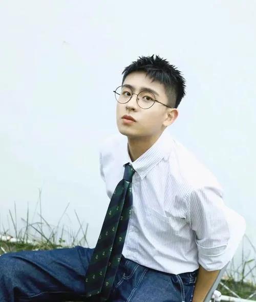 焦迈奇个人资料简介