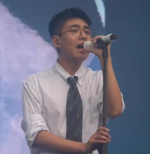 焦迈奇个人资料简介