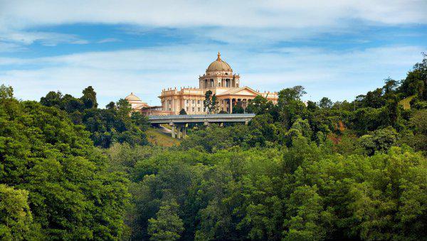 文莱为什么那么富有