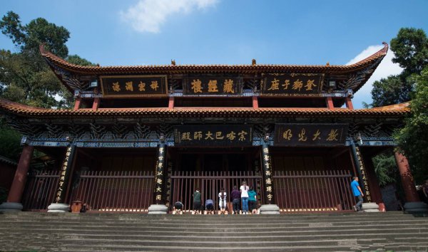 石经寺求什么最灵验