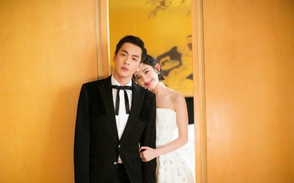 唐艺昕和张若昀怎么认识的