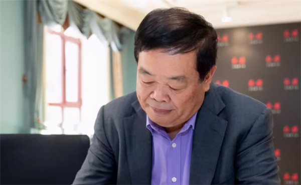 曹德旺哥哥是谁