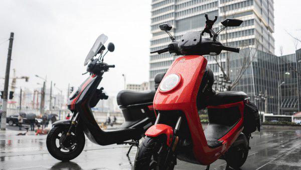 小牛电动车贵的原因