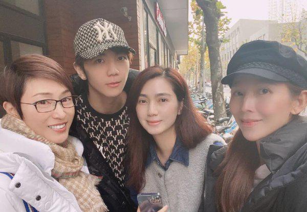 张丹峰洪欣婚变是真的吗