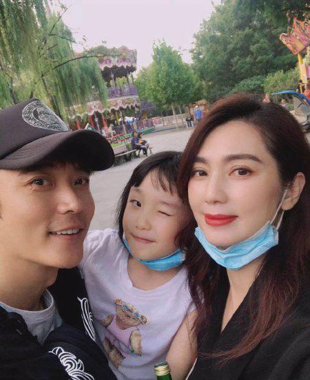 张丹峰洪欣婚变是真的吗