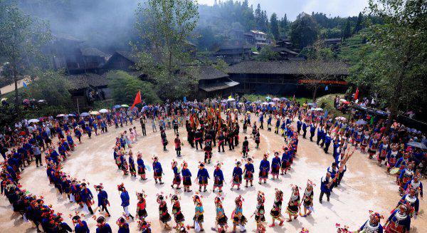 芦笙节是哪个民族的节日风俗