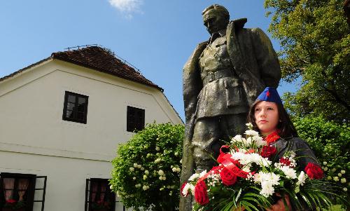 当年北约为什么打南联盟