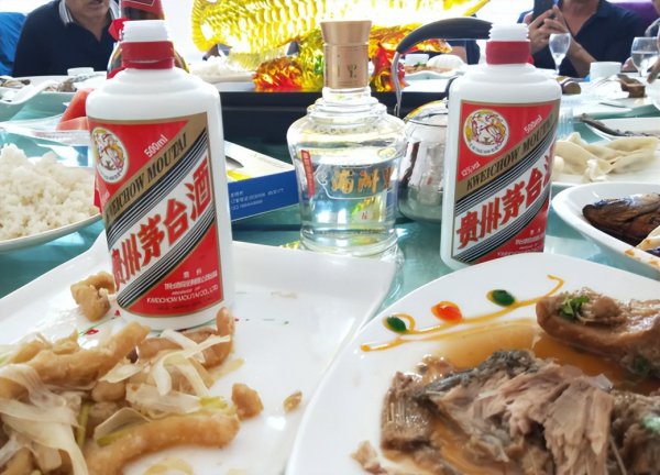 汾酒和茅台酒的关系是什么