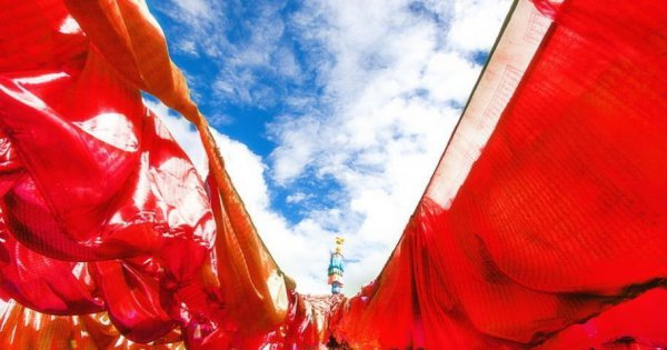 西藏挂经幡是什么意思