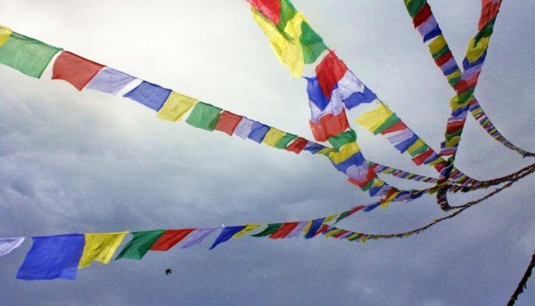 西藏挂经幡是什么意思