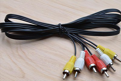 机顶盒和电视机的连接线 机顶盒与电视的连接方法