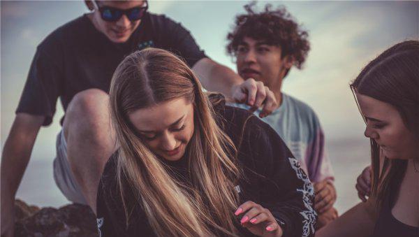 男生突然问女生有没有男朋友什么意思