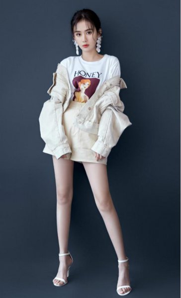 颜末的扮演者是哪个演员