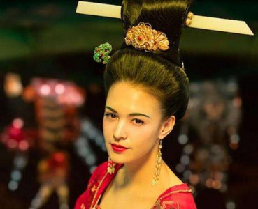 杨玉环历史上的一生简介 真实的杨贵妃一生真实故事