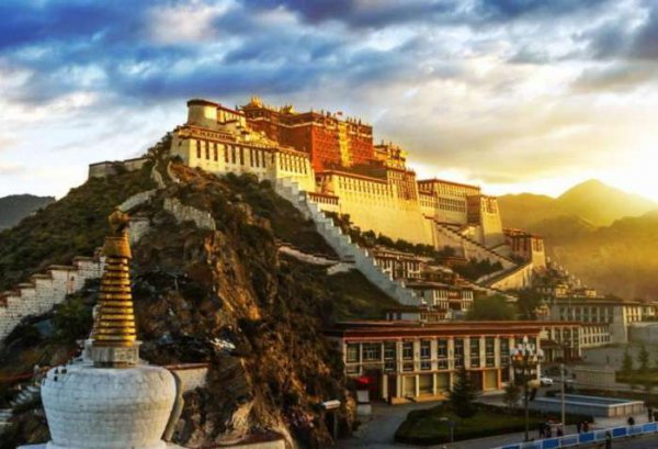 关于布达拉宫的故事和传说