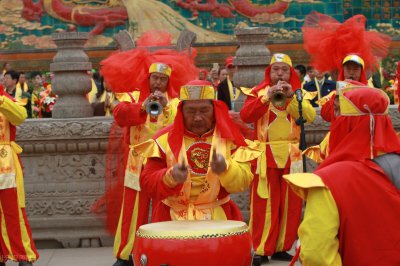 清明什么时候上坟最好 清明节扫墓的最佳时间和忌讳