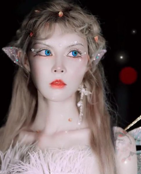 芭比迪丽拉原来的样子素颜