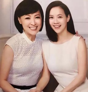 王美华的个人资料简介 曾志伟前妻王美华是什么人