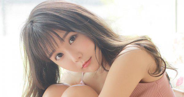 第一次和女孩子聊天怎么找话题