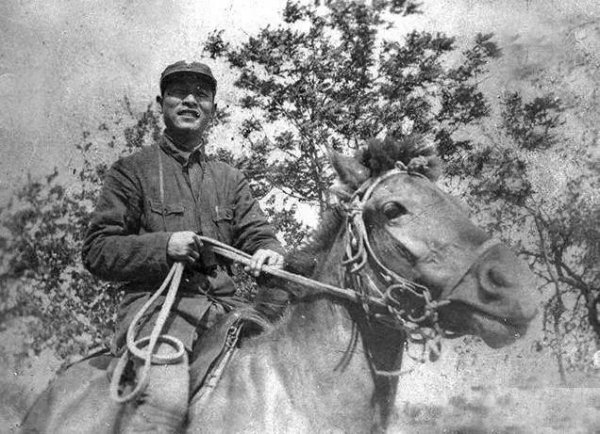 河南红色英雄人物事迹