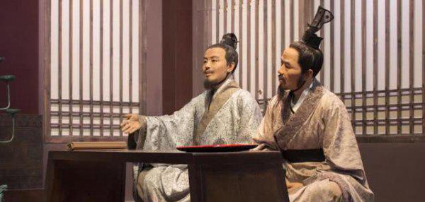 成为春秋五霸之首的是哪一位