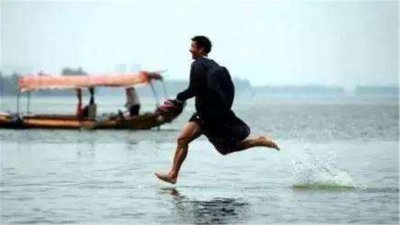 中国古代真的有轻功吗 以前人的轻功就是跑酷吗