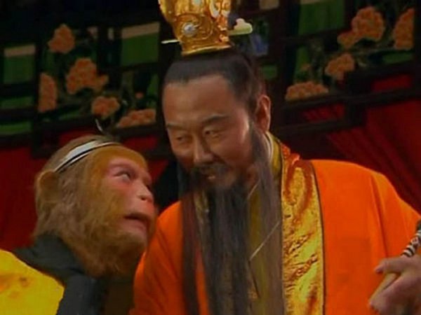 孙悟空偷吃人参果的故事