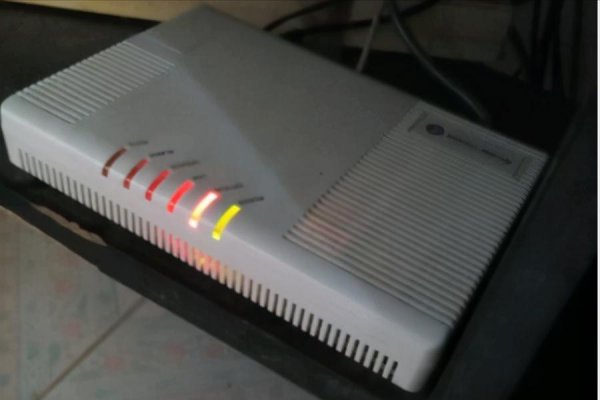 光猫光信号一直闪红灯的原因