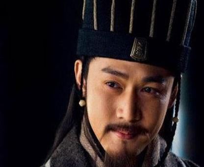 诸葛亮借东风的主要内容