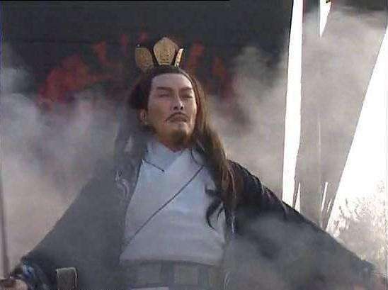 诸葛亮借东风的主要内容