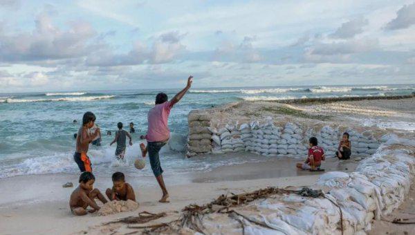 基里巴斯时间UTC