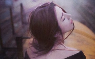 女生说胃疼怎么高情商回复 如何暖心安慰不舒服的女生