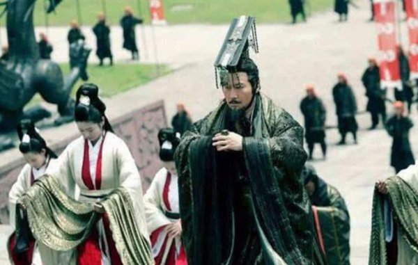 位列三公是指哪三公