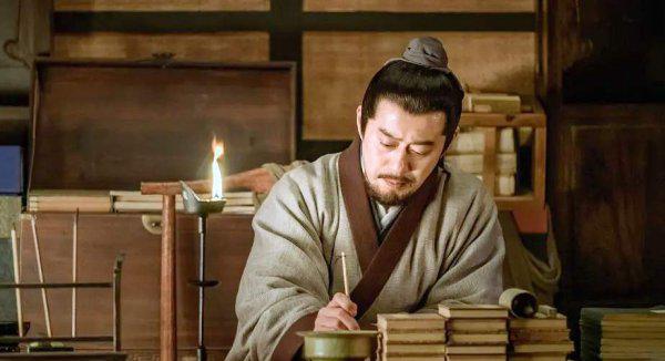 范仲淹的简介和主要作品