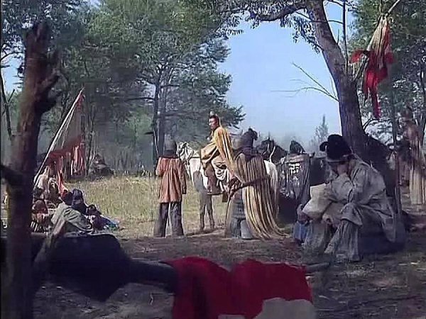 刘备摔孩子的故事简介