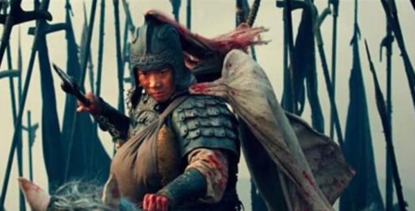 刘备摔孩子的故事简介