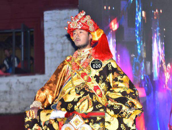 康巴汉子是指哪个地区的男人