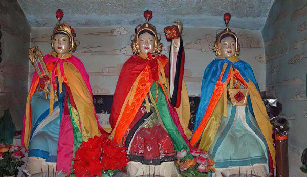 神话人物三霄娘娘简介