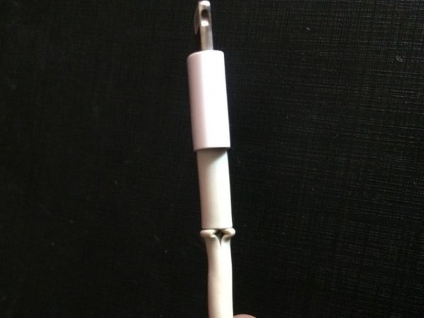 手机线外皮破了怎么办