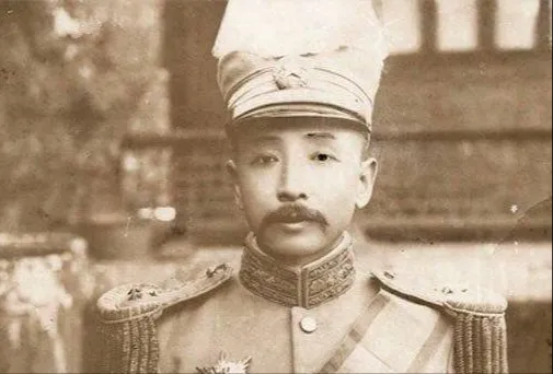 北伐战争是谁和谁打