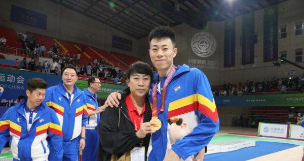 张镇麟女朋友个人资料及名字